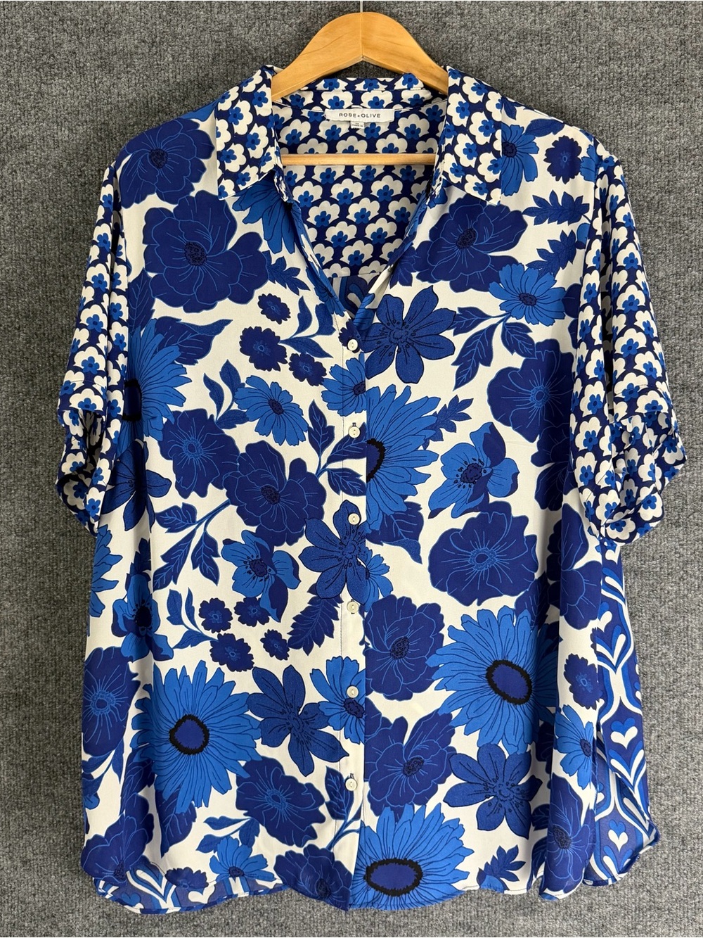 Rose + Olive Womens Mixed Floral Short Sleeve Button Up Tunic Top Size 1X Artsy